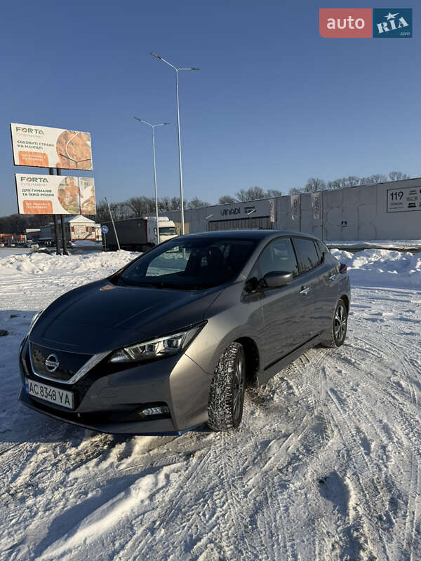 Хэтчбек Nissan Leaf 2019 в Луцке