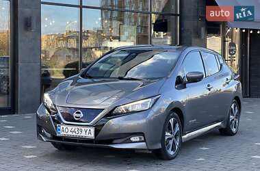 Хэтчбек Nissan Leaf 2020 в Ужгороде