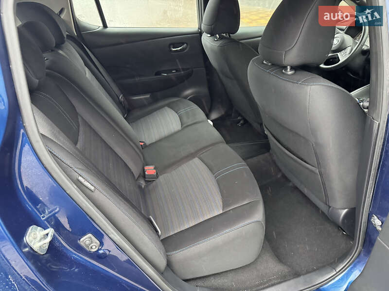 Хэтчбек Nissan Leaf 2021 в Глевахе