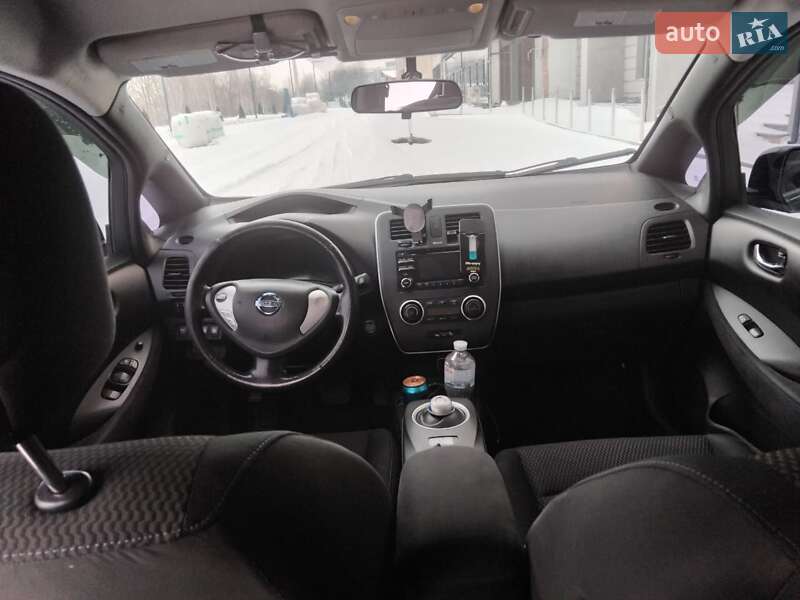 Хэтчбек Nissan Leaf 2013 в Ивано-Франковске