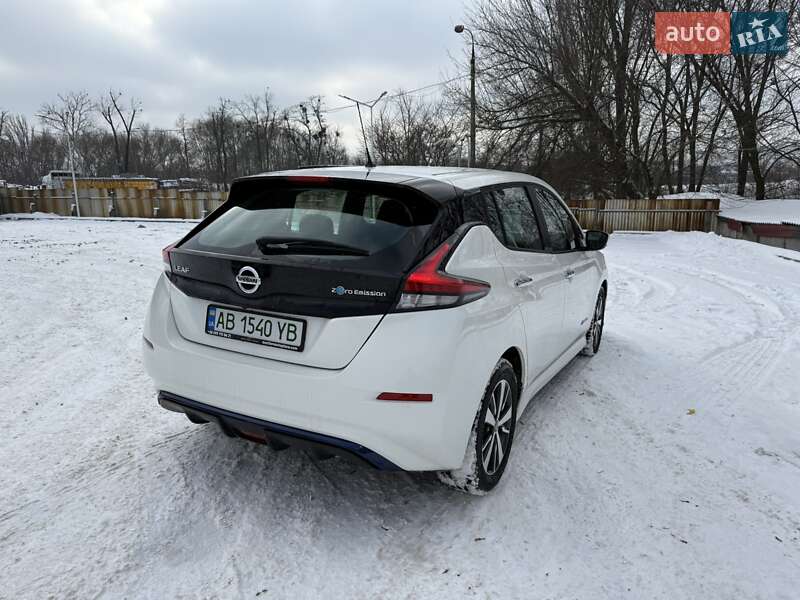 Хэтчбек Nissan Leaf 2020 в Виннице