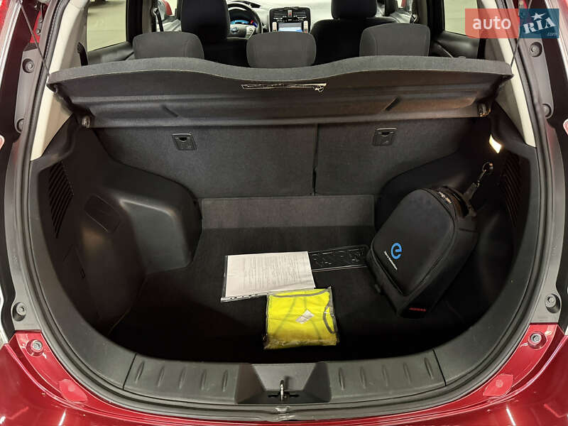 Хэтчбек Nissan Leaf 2017 в Владимире фото 8 Хэтчбек Nissan Leaf 2017 в Владимире