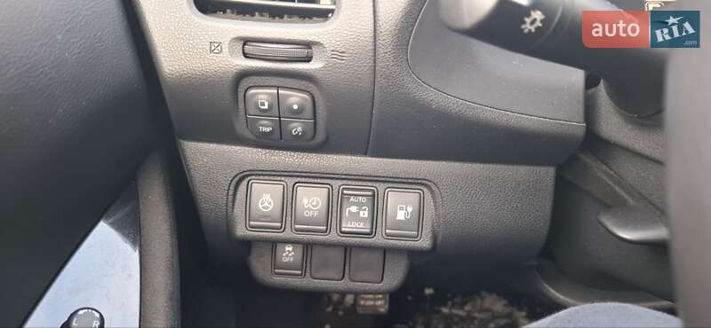 Хетчбек Nissan Leaf 2016 в Запоріжжі фото 13 Хетчбек Nissan Leaf 2016 в Запоріжжі