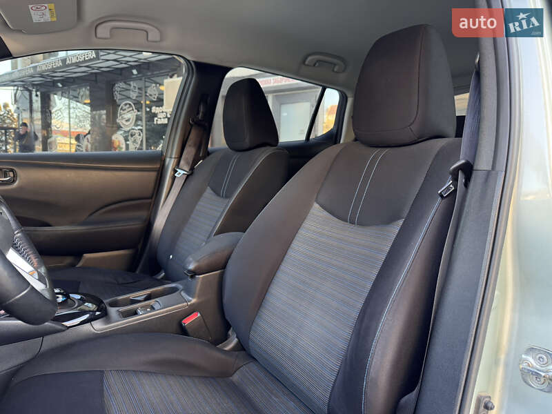 Хэтчбек Nissan Leaf 2018 в Ровно