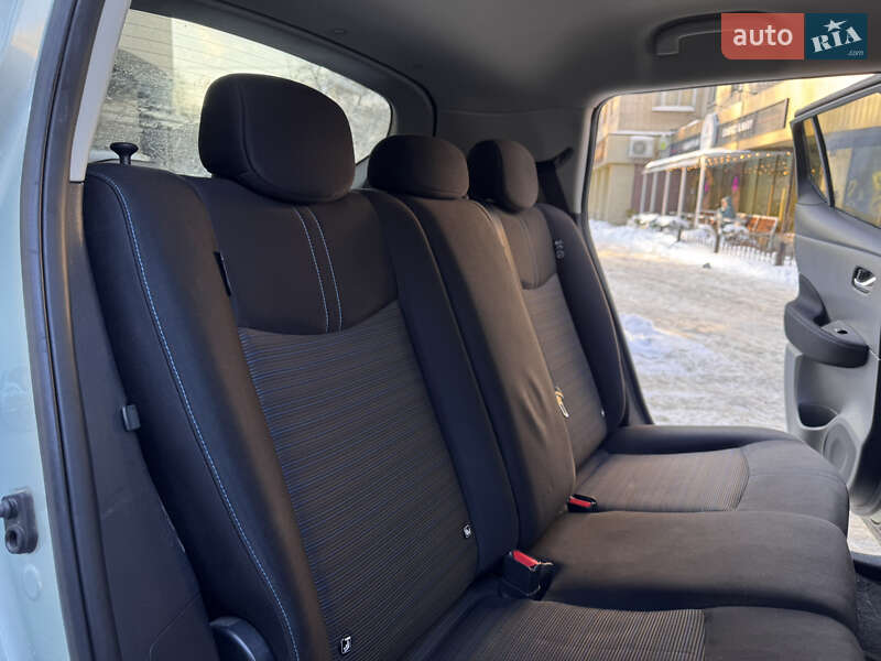 Хэтчбек Nissan Leaf 2018 в Ровно