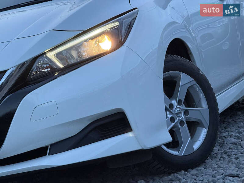 Хэтчбек Nissan Leaf 2021 в Стрые