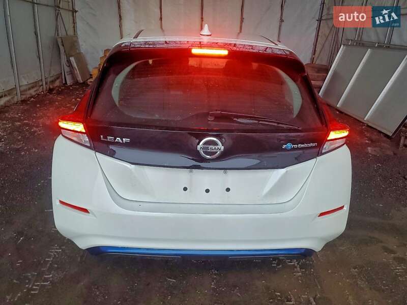 Хэтчбек Nissan Leaf 2018 в Тернополе