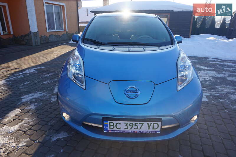 Хэтчбек Nissan Leaf 2011 в Самборе фото 13 Хэтчбек Nissan Leaf 2011 в Самборе