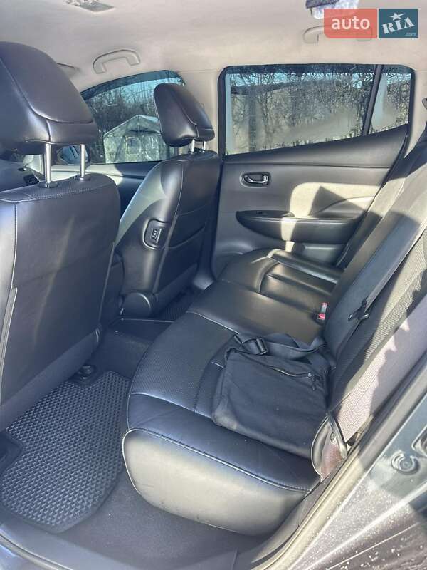 Хетчбек Nissan Leaf 2013 в Борисполі