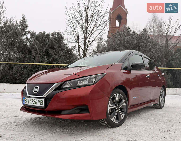 Хэтчбек Nissan Leaf 2019 в Одессе