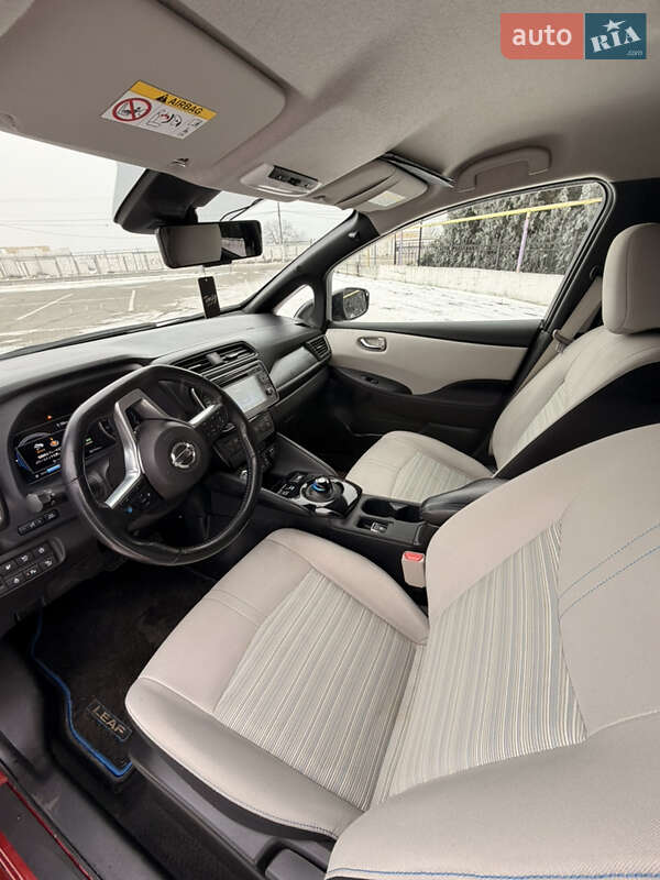 Хэтчбек Nissan Leaf 2019 в Одессе