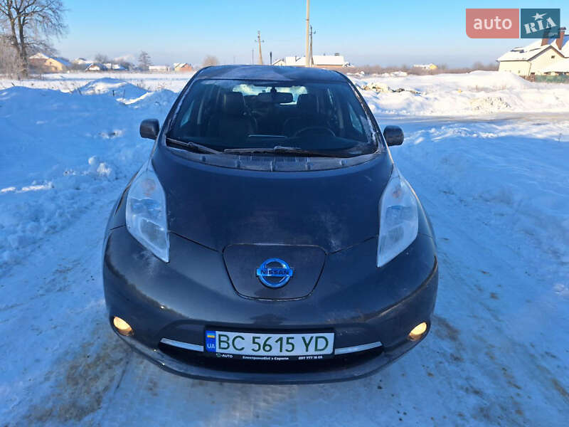 Хетчбек Nissan Leaf 2013 в Городку