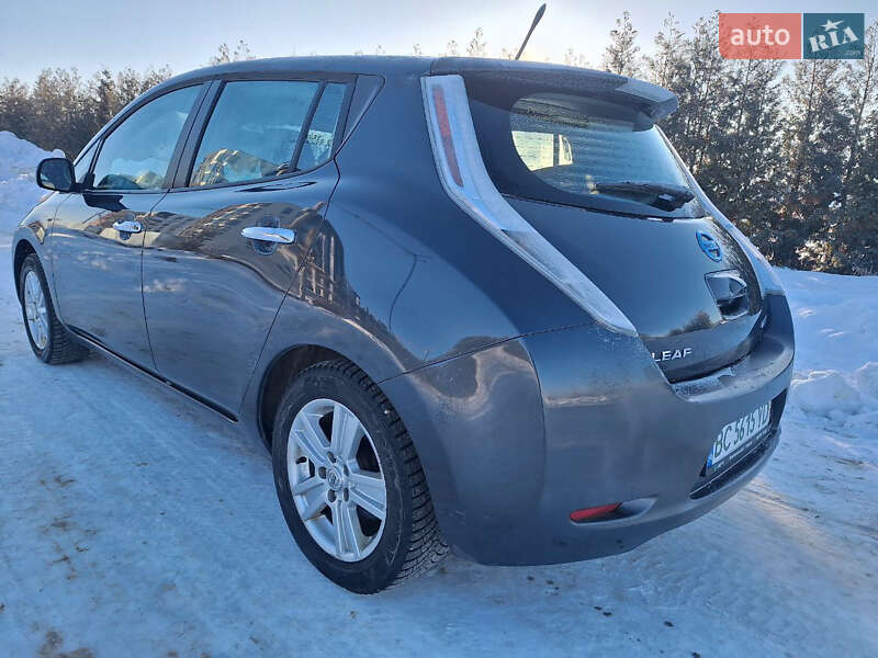 Хетчбек Nissan Leaf 2013 в Городку