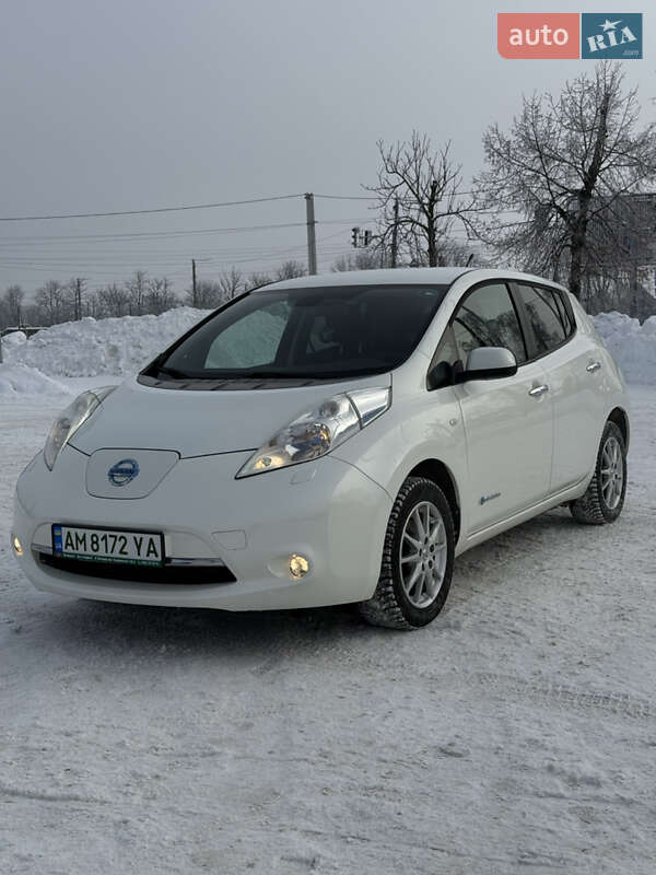 Хэтчбек Nissan Leaf 2014 в Житомире