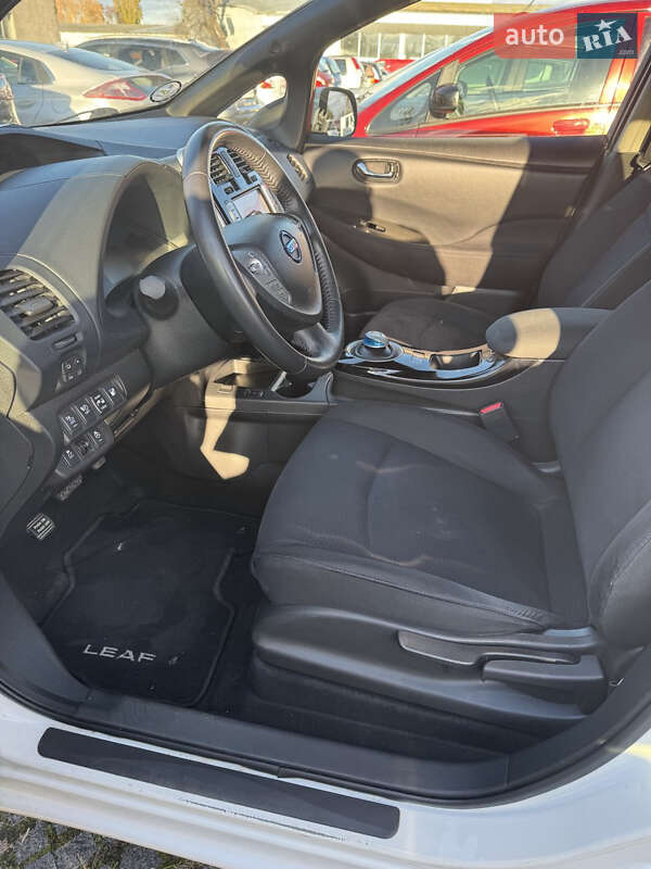 Хэтчбек Nissan Leaf 2014 в Житомире