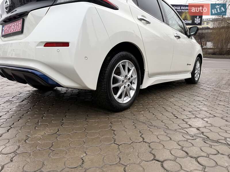 Хэтчбек Nissan Leaf 2018 в Черновцах фото 10 Хэтчбек Nissan Leaf 2018 в Черновцах