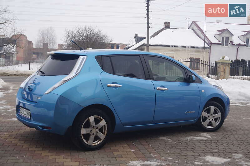 Хэтчбек Nissan Leaf 2011 в Самборе фото 9 Хэтчбек Nissan Leaf 2011 в Самборе