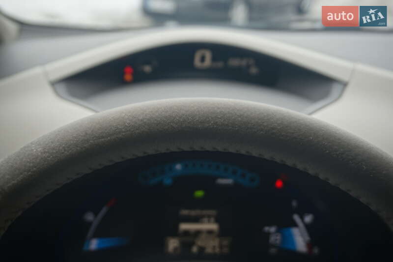 Хэтчбек Nissan Leaf 2011 в Самборе фото 31 Хэтчбек Nissan Leaf 2011 в Самборе
