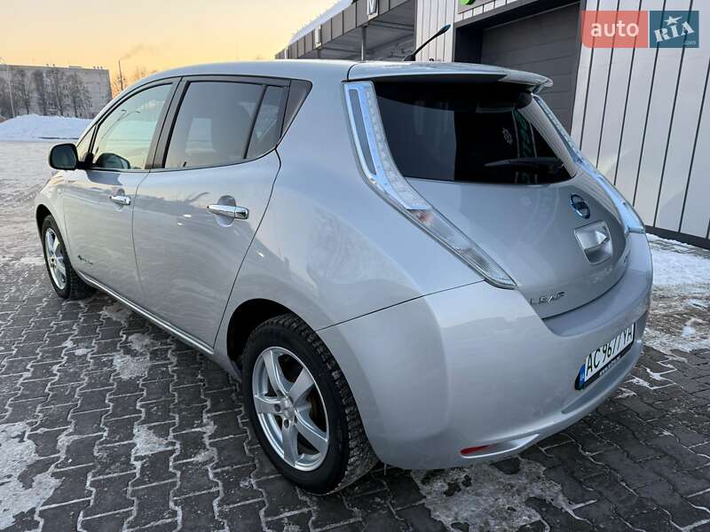 Хэтчбек Nissan Leaf 2012 в Владимире фото 10 Хэтчбек Nissan Leaf 2012 в Владимире