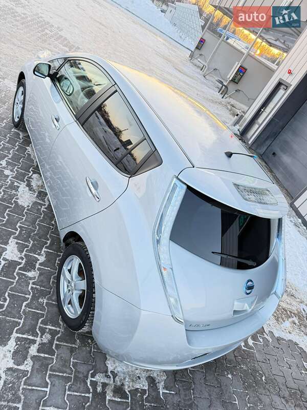 Хэтчбек Nissan Leaf 2012 в Владимире фото 66 Хэтчбек Nissan Leaf 2012 в Владимире