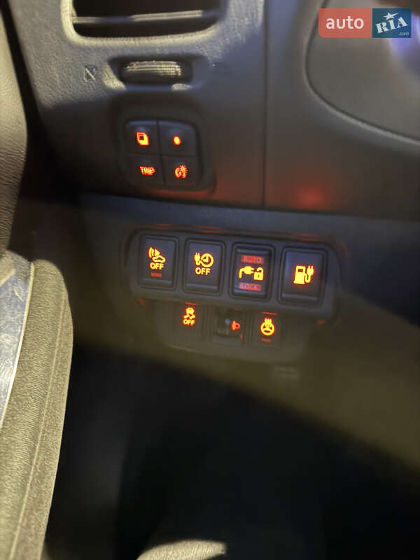 Хетчбек Nissan Leaf 2016 в Рівному