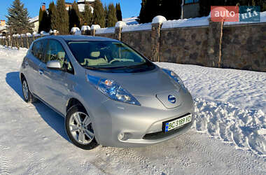 Хэтчбек Nissan Leaf 2012 в Львове