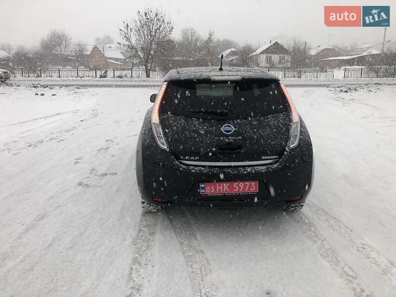 Хэтчбек Nissan Leaf 2014 в Казатине