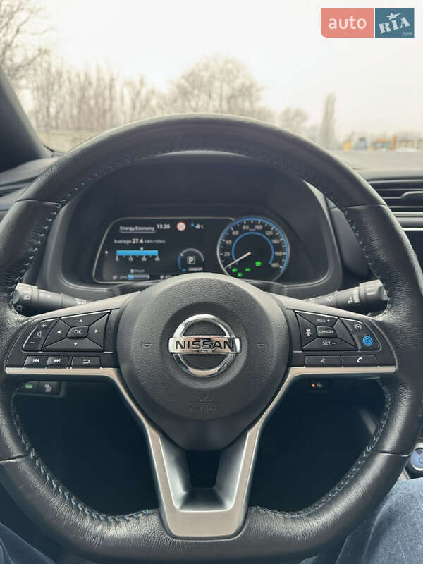 Хэтчбек Nissan Leaf 2019 в Одессе