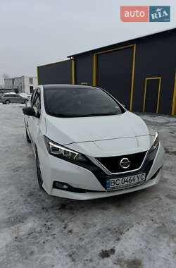 Хетчбек Nissan Leaf 2018 в Самборі