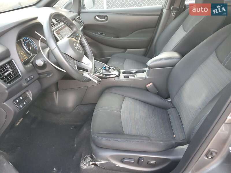 Хэтчбек Nissan Leaf 2022 в Николаеве фото 7 Хэтчбек Nissan Leaf 2022 в Николаеве