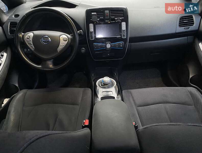 Хетчбек Nissan Leaf 2016 в Рівному фото 11 Хетчбек Nissan Leaf 2016 в Рівному