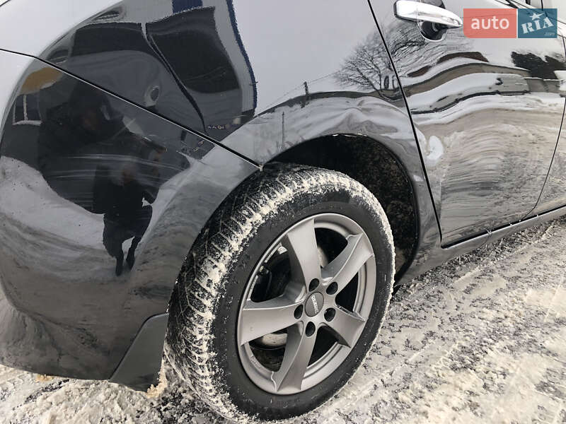 Хэтчбек Nissan Leaf 2016 в Хмельницком фото 16 Хэтчбек Nissan Leaf 2016 в Хмельницком