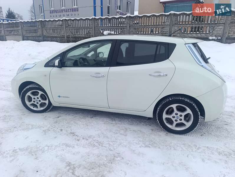 Хетчбек Nissan Leaf 2012 в Костопілі