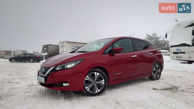 Хетчбек Nissan Leaf 2018 в Тернополі фото 3 Хетчбек Nissan Leaf 2018 в Тернополі