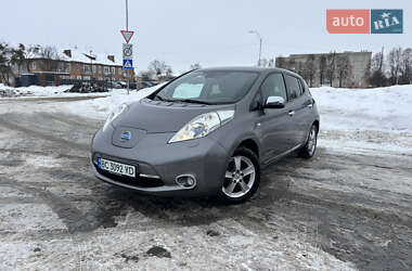 Хэтчбек Nissan Leaf 2014 в Владимире