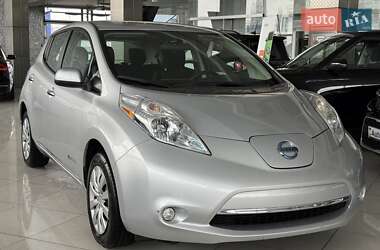 Хетчбек Nissan Leaf 2015 в Одесі
