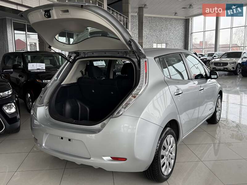 Хетчбек Nissan Leaf 2015 в Одесі