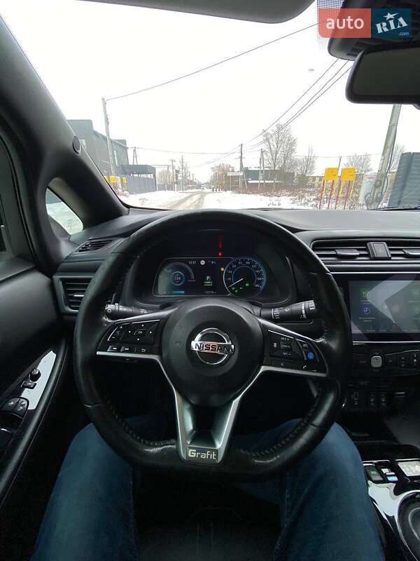 Хэтчбек Nissan Leaf 2020 в Софиевской Борщаговке фото 14 Хэтчбек Nissan Leaf 2020 в Софиевской Борщаговке