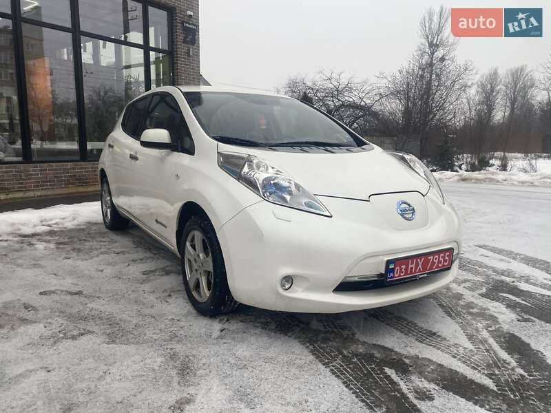 Хэтчбек Nissan Leaf 2013 в Ивано-Франковске фото Хэтчбек Nissan Leaf 2013 в Ивано-Франковске