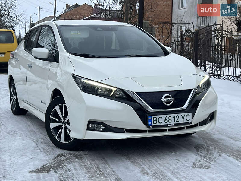Хетчбек Nissan Leaf 2020 в Самборі