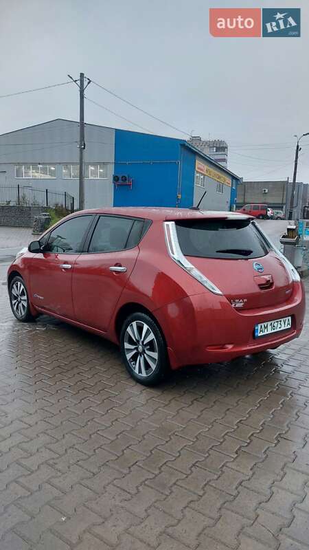 Хетчбек Nissan Leaf 2015 в Житомирі фото 8 Хетчбек Nissan Leaf 2015 в Житомирі
