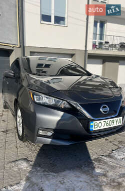 Хэтчбек Nissan Leaf 2018 в Тернополе