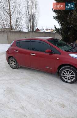 Хетчбек Nissan Leaf 2012 в Коростишеві