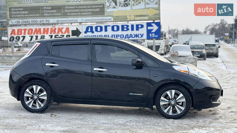 Хетчбек Nissan Leaf 2015 в Полтаві