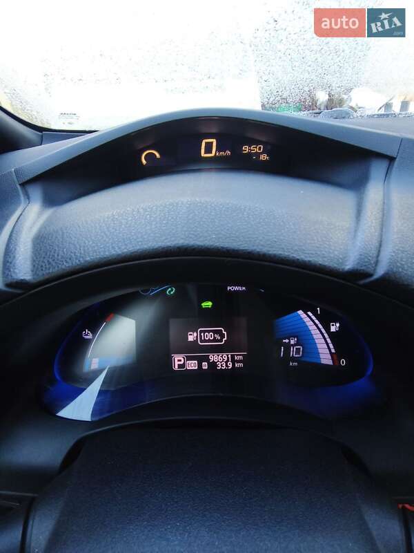 Хетчбек Nissan Leaf 2014 в Луцьку