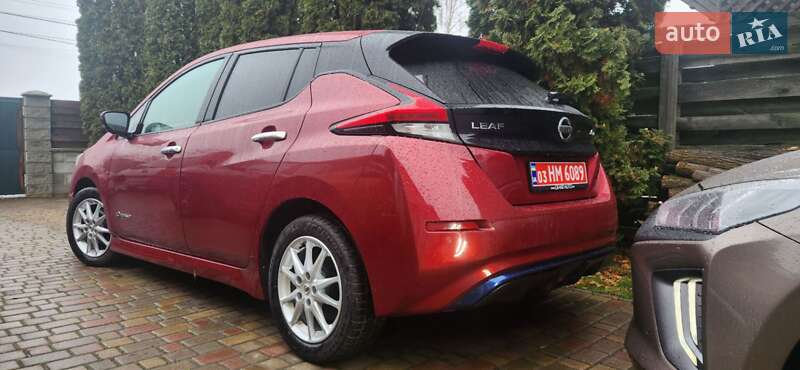 Хетчбек Nissan Leaf 2018 в Рівному