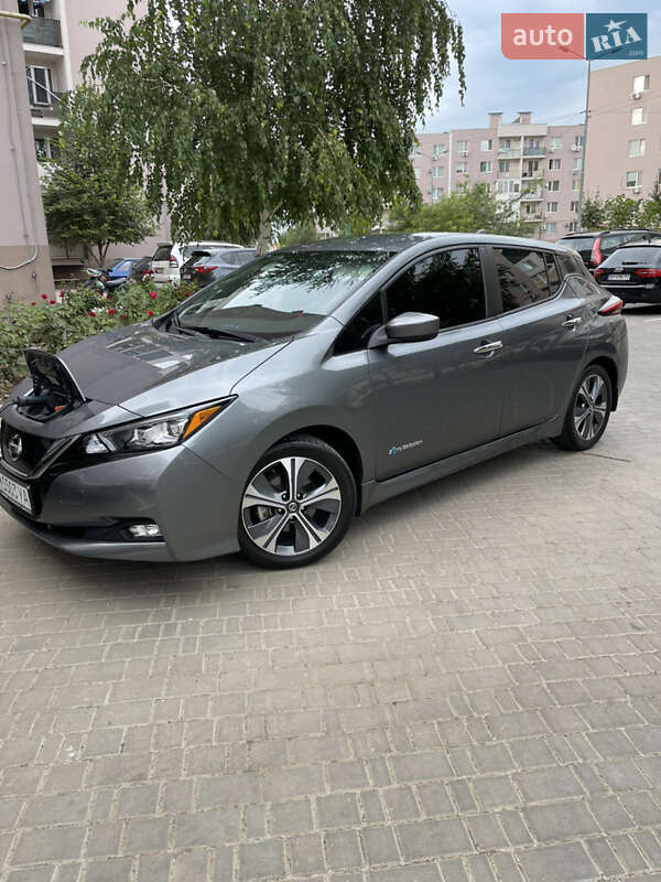 Хетчбек Nissan Leaf 2018 в Одесі фото 5 Хетчбек Nissan Leaf 2018 в Одесі