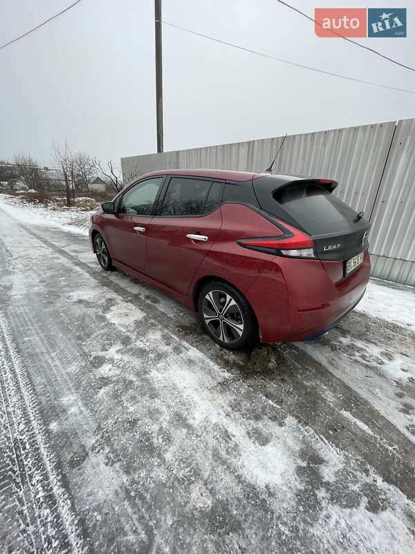 Хетчбек Nissan Leaf 2020 в Кременчуці