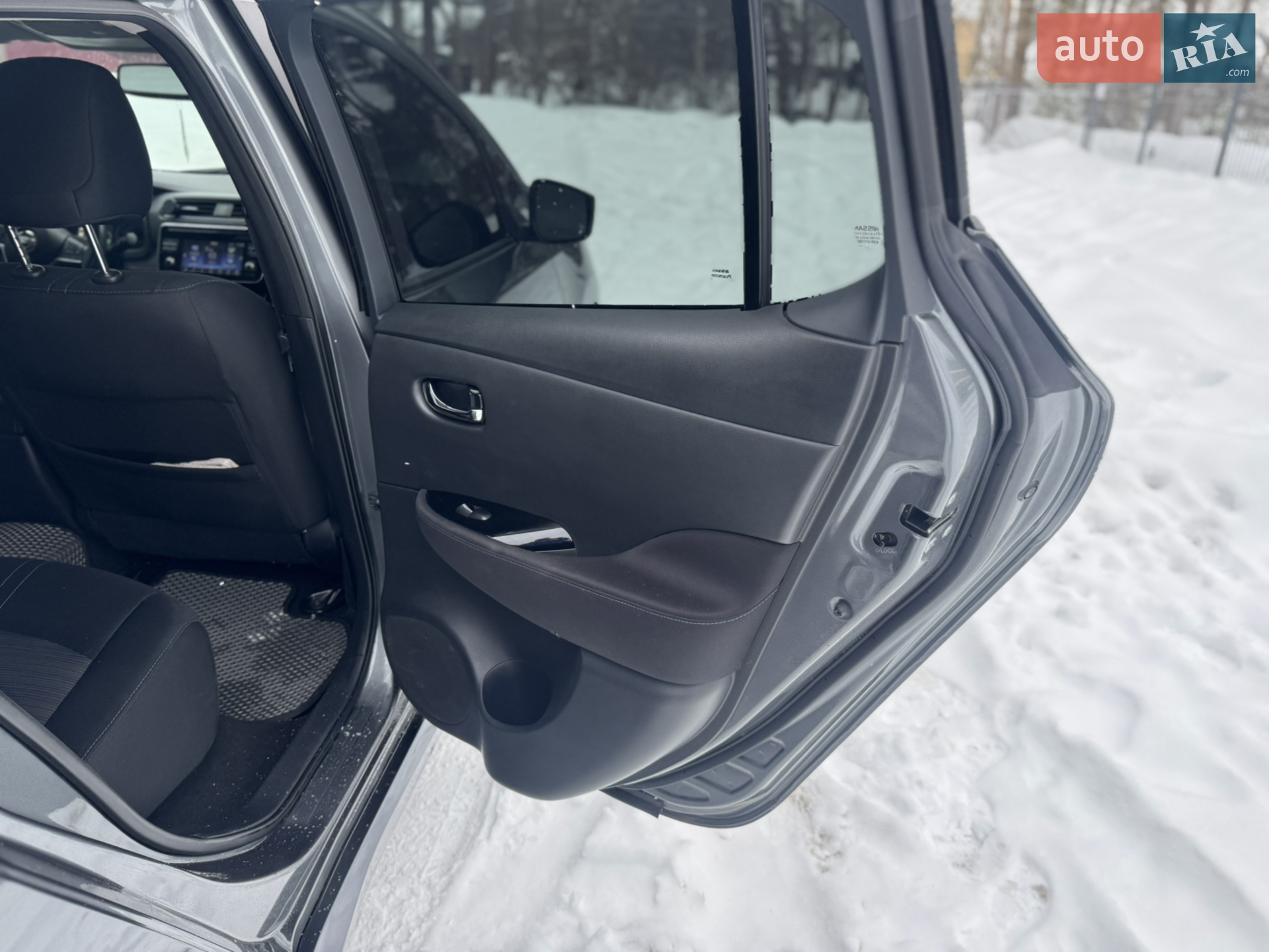 2019 Nissan Leaf - мініатюра 16