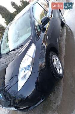 Хетчбек Nissan Leaf 2012 в Турці